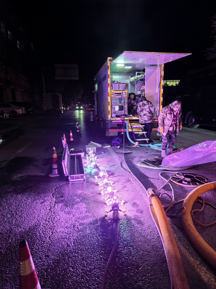 台前管道非开挖修复